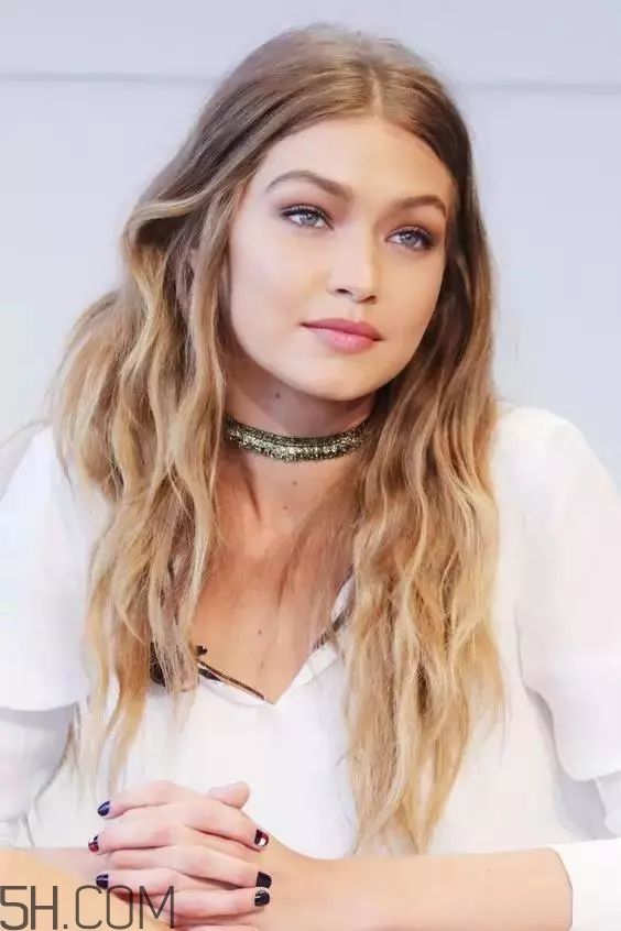 Ⱦʲô��ɫ�ÿ�������